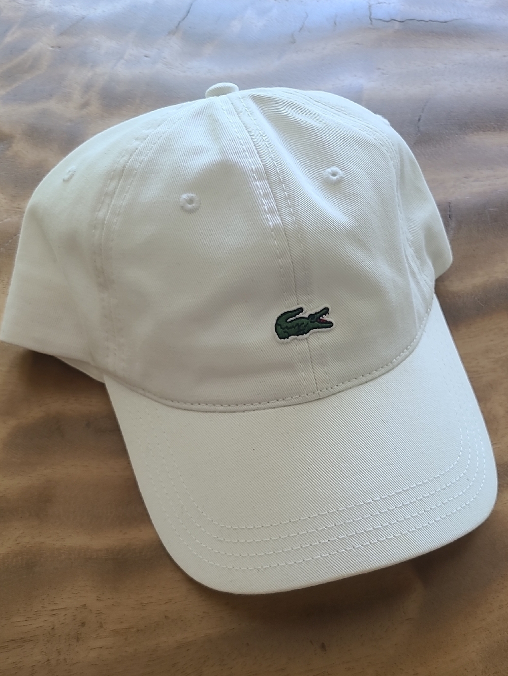 Lacoste White Cap with Green Crocodile Logo Mens Adustable Clean